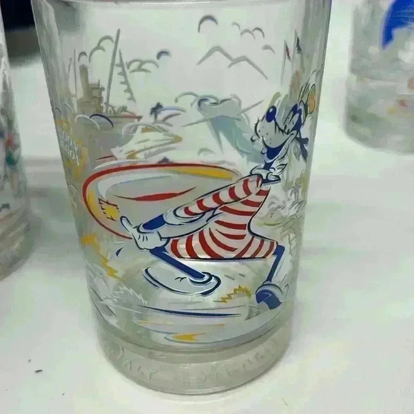 Set of 4 Disney 25 year glasses, drinking beauty and the beast - Picture 5 of 6